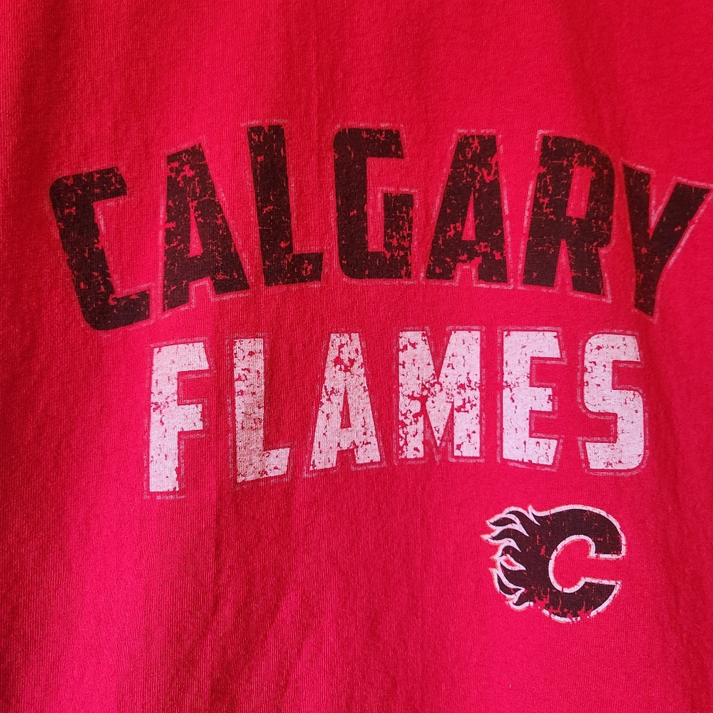 Vintage Calgary Flames Spellout T-Shirt Y2K Red Alstyle Size M - Picture 2 of 6